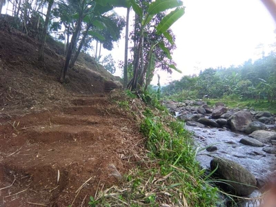 Lokasi Pinggir sungai Bersih buat resort / Villa di cidahu sukabumi