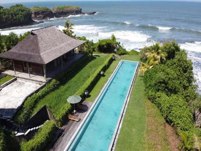 Luxury villa cliff front tabanan bali