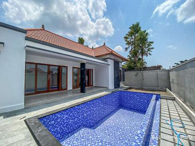 NEWLY BUILT 3 BEDROOM VILLA FOR SALE LEASEHOLD IN BALI BERAWA - RF2553