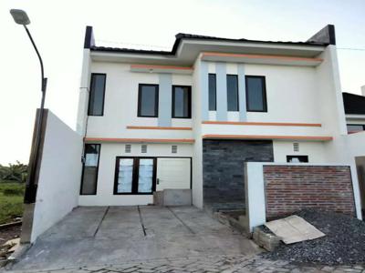 Rumah 2 Lantai Saxopon Lowokwaru Kota Malang