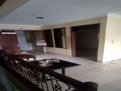 Rumah 3 Lt Terawat Apik Siap Huni di Margahayu Raya Buahbatu Bandu