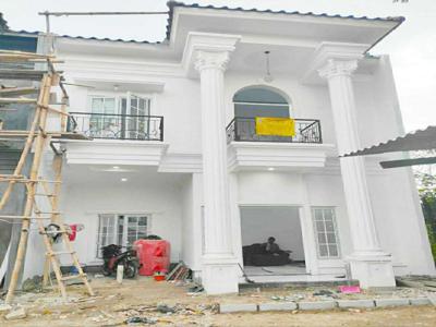 Rumah Baru 2 Lantai Modern Klasik Murah di Cipayung Jakarta Timur