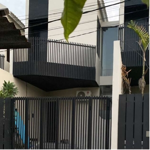 Rumah Baru Lantai 2 Minimalis Modern Studio Di Area Strategis Denpasar