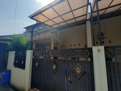 Rumah cantik, siap huni dekat sentra kota di Jatimakmur. Pondok Gede.