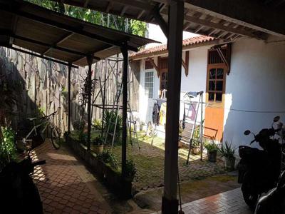 Rumah Cantik Siap Huni Jl Bunga Bunga Kota Malang
