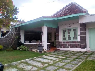 rumah disewakan fully furnished dekat kraton cocok untuk homestay