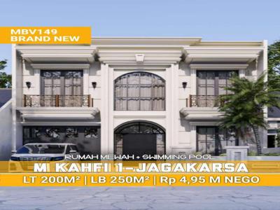 Rumah Elegant Dengan Model Clascic Modern Jakarta selatan