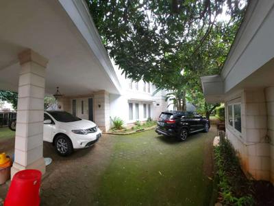 Rumah Mewah Area Elit Taman Wijaya Kusuma, Cilandak, Jakarta Selatan