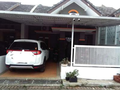 Rumah Rapih Siap Huni Di Cluster Arcamanik Bandung
