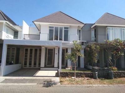 Siap Huni, Rumah Disewakan Area Citraland Utama, Surabaya