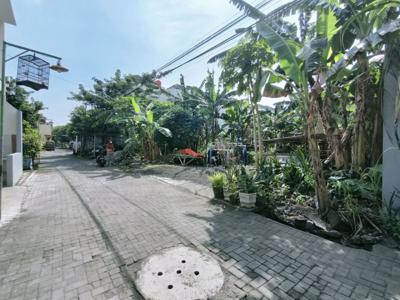 Tanah pekarangan selatan Ambarukmo Plaza Yogyakarta