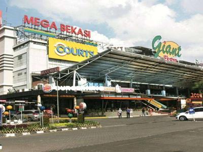 Dijual Kios Posisi Hook Strategis, Lantai Dasar Mega Mall Bekasi Barat