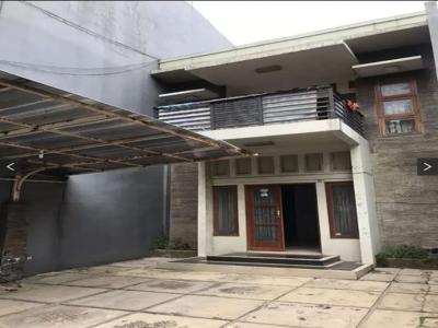 DIJUAL RUMAH SIAP HUNI BAGUS UNTUK BUKA USAHA DI ASEM BARIS TEBET