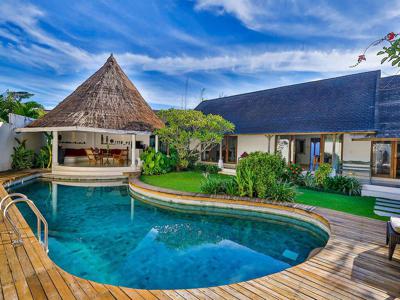 For Rent 3 Bedroom Private villa in Seminyak Bali - BVI17074