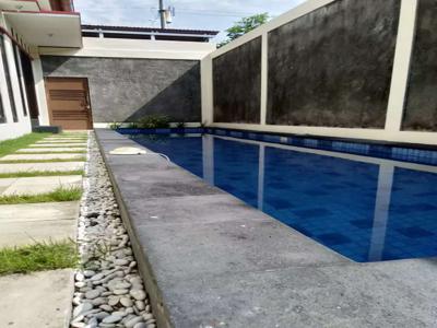 Kolam Renang Eklusif Amanusa Homestay Jogja