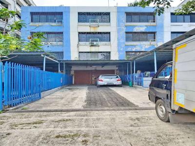 Ruko+Rumah Tinggal dijual di Gereja Ayam Pasar Baru Jakarta Pusat