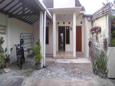 Rumah minimalis 3 kamar di minomartani