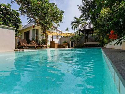 Sewa Villa Keluarga 4 Kamar Tidur di Sanur Bali - BVI37777