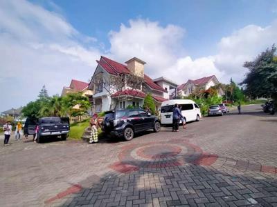 Disewakan Villa Batu Ys5