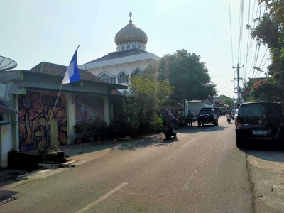 Bonus Kost di Kota, Tanah Tomoho Dekat Kampus UIN, MURAH