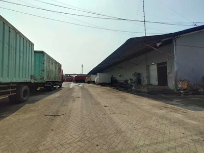 Dijual Gudang & Kantor Hitung Tanah
Di Tandes Kalianak Surabaya