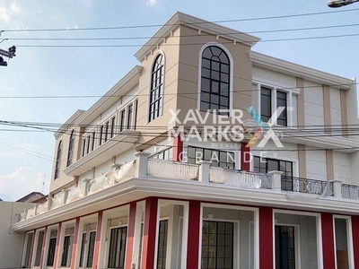 Dijual Ruko Hook Baru Mewah Dengan Balcony di Tidar, Malang