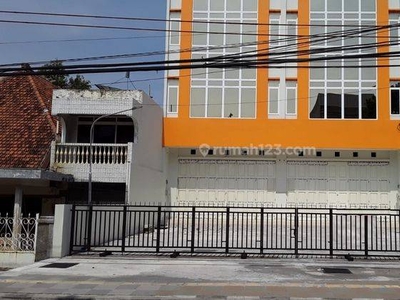 Disewakan Ruko Siap Pakai Lokasi di Jl. Mayjend Sutoyo Semarang