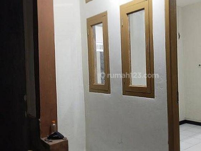 Disewakan rumah 4 kamar hrg 20juta/th di Setiabudi Bandung