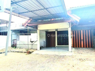 Disewakan Rumah SHM di Nol Jalan Raya Sukomanunggal Jaya Surabaya