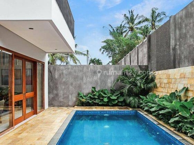 Modern Three Bed Room Villa with pool . Furnished