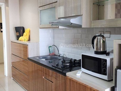 One bedroom Furnished Apartemen breeze