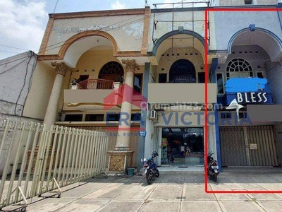 Ruko 2 lantai Area Lowokwaru Siap Pakai di Jalan Protokol kota Malang, Dekat Carefour, Apotek, KantorTelkom, Masjid Sabilillah di Sewakan Cepat.