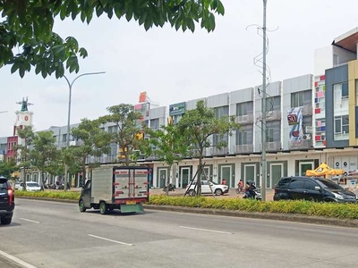 Ruko premium tiga lantai di kawasan CBD kota Jababeka