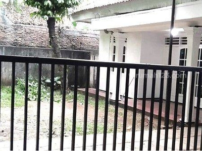 Rumah 1 Lantai, 3 Kamar Di Cipete, Cocok U Hunian Atau Silent Office