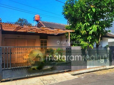 Rumah Bagus Bangunan 1 Lantai Bisa Diperuntukkan Kantor