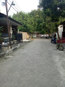 Rumah BU yang berlokasi di antara Jakarta, Depok, dan Tanggerang selatan.