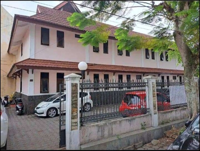 Rumah Dan Kost 38 Kamar Di Tubagus Ismail, Dago Dekat Kampus ITB