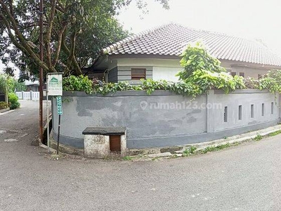 Rumah Hook Strategis di Sukaraja Cicendo Bandung Kota