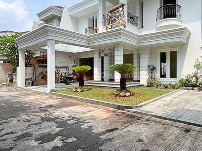 Rumah Modern 2 Lantai SHM di Lebak Bulus Jakarta Selatan