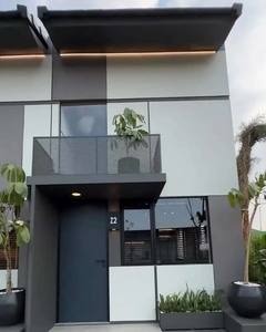 RUMAH VIRAL 2 LANTAI DI LIPPO CIKARANG