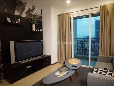 Sewa Apartemen Thamrin Residence 3 Bedroom Lantai Tengah Furnished