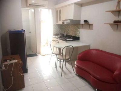 Sewa bulanan tahunan apartemen kalibata city semi/ full furnished