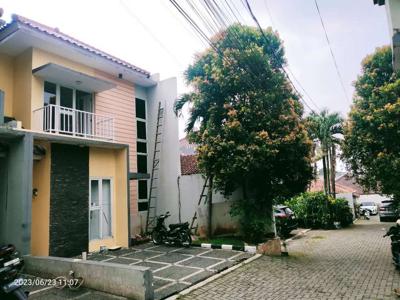 Rumah disewakan dkt dr tol simatupang