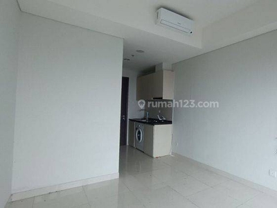 Disewakan Apartemen type studio murah dan bagus banget!!!!