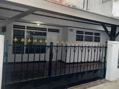 Rumah Tinggal atau Kantor di Tebet