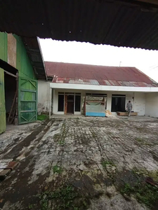 DIJUAL GUDANG HITUNG TANAH
Di Jalan Poros Akhmad Yani Malang