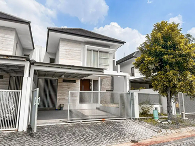 Dijual Rumah Graha Family Surabaya Blok XA Semi Furnished (2706)