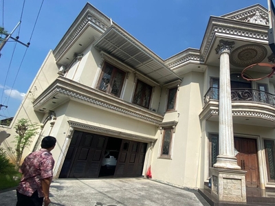 Dijual Rumah Mewah Luas Daerah Babatan Pratama Wiyung