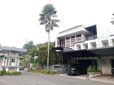 Dijual Rumah Minimalis 2 Lantai, The Summit Rancamaya Golf Resident