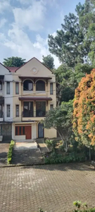 DIJUAL VILLA DI ISTANA BUNGA (VIB) SERSAN BAJURI LEMBANG KBB BANDUNG